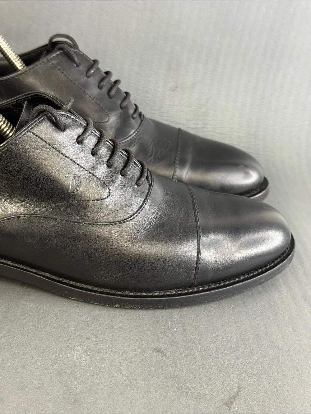Tod's black leather oxford dress shoes men’s size 7.5